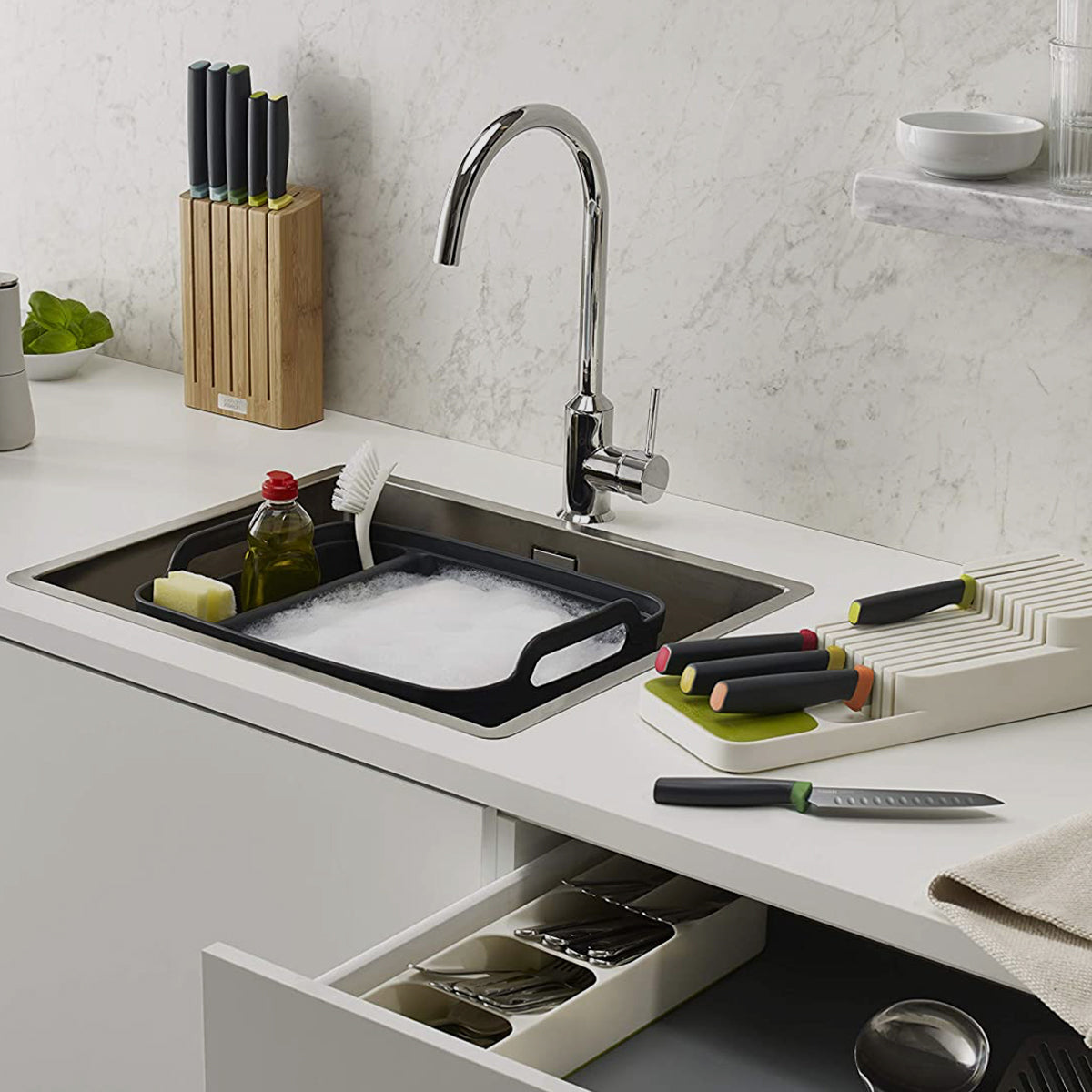 Organizador Compacto de Cubiertos para Cajones de Cocina