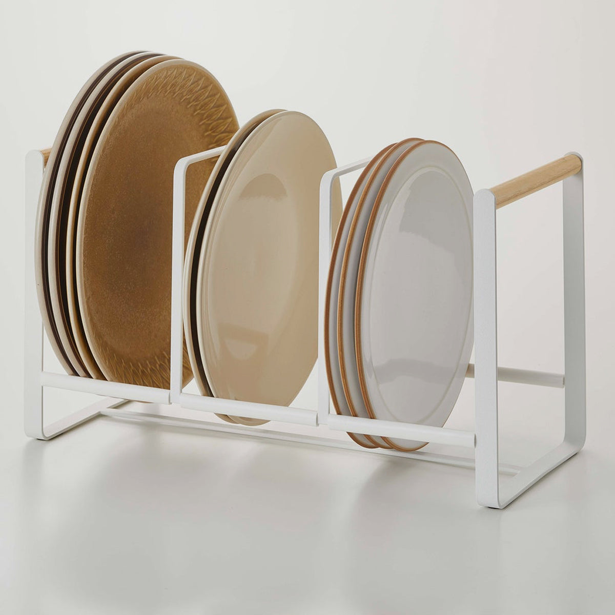 Organizador de platos de metal