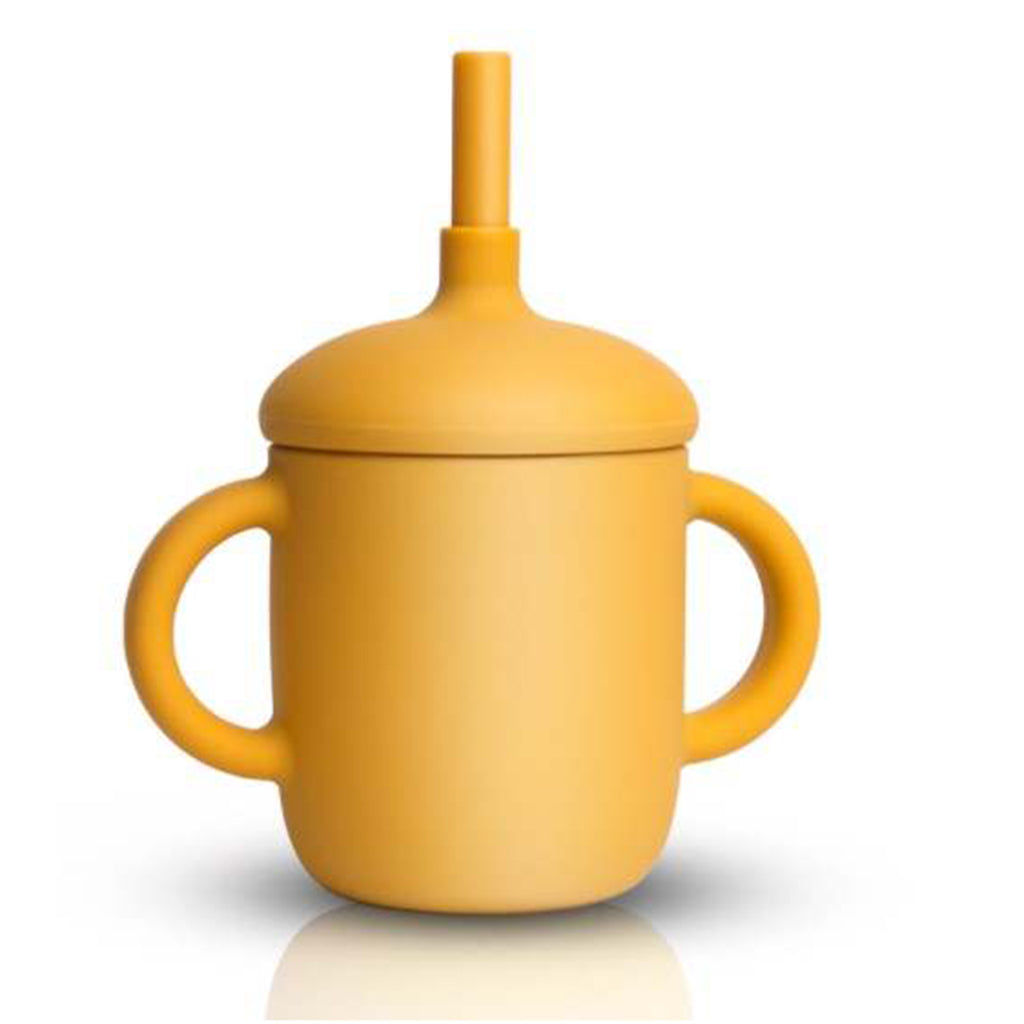 Vaso de silicón con pajilla